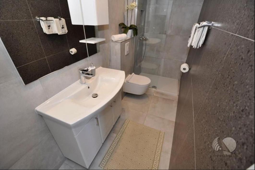 Apartmani Miranda Drašnice Exterior foto