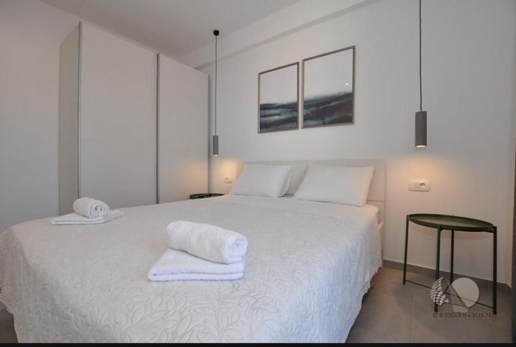 Apartmani Miranda Drašnice Exterior foto