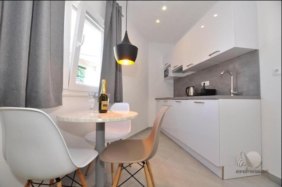 Apartmani Miranda Drašnice Exterior foto