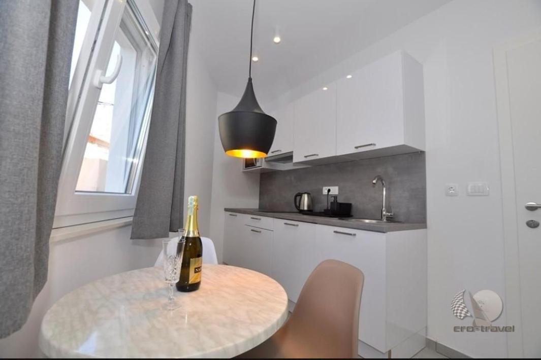Apartmani Miranda Drašnice Exterior foto